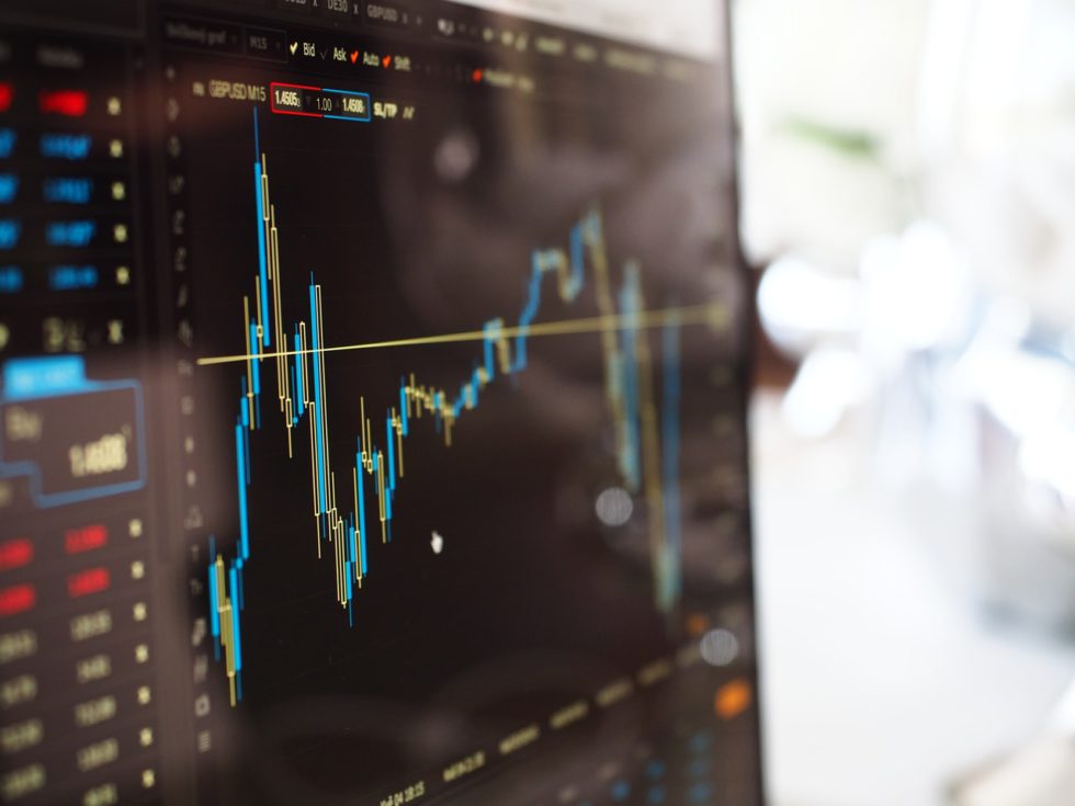binary options trading signals video